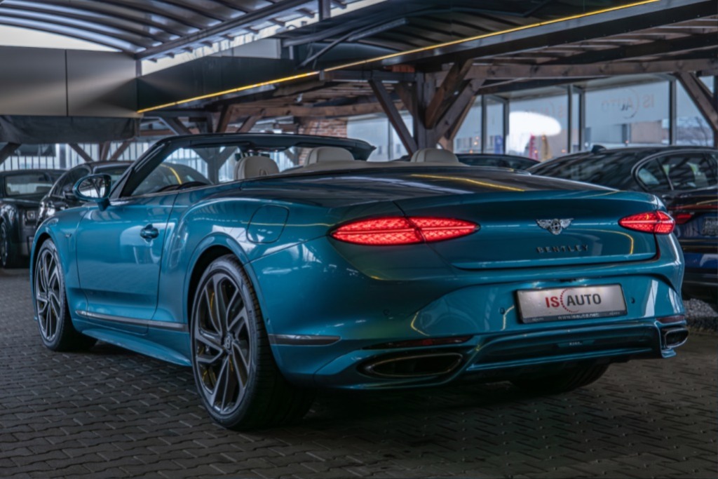 2025 Bentley, Bulgarien — Foto 9 z 10