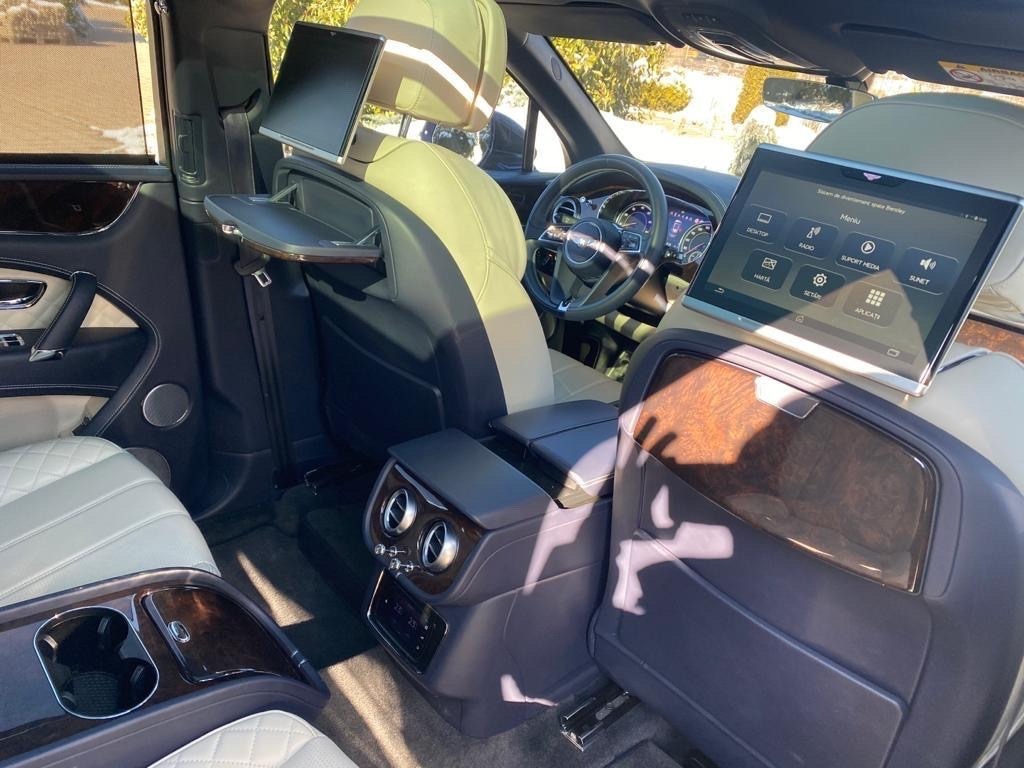 2017 Bentley, 135.000 km, Bulgarien — Foto 3 z 8