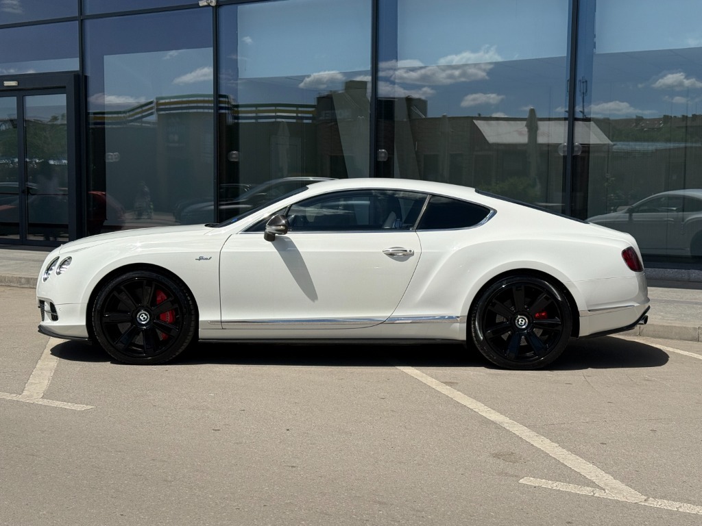 2015 Bentley, 112.000 km, Bulgarien — Foto 2 z 15