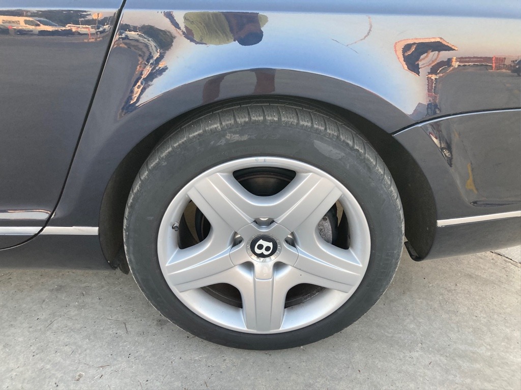 2006 Bentley, 240.000 km, Bulgarien — Foto 13 z 14
