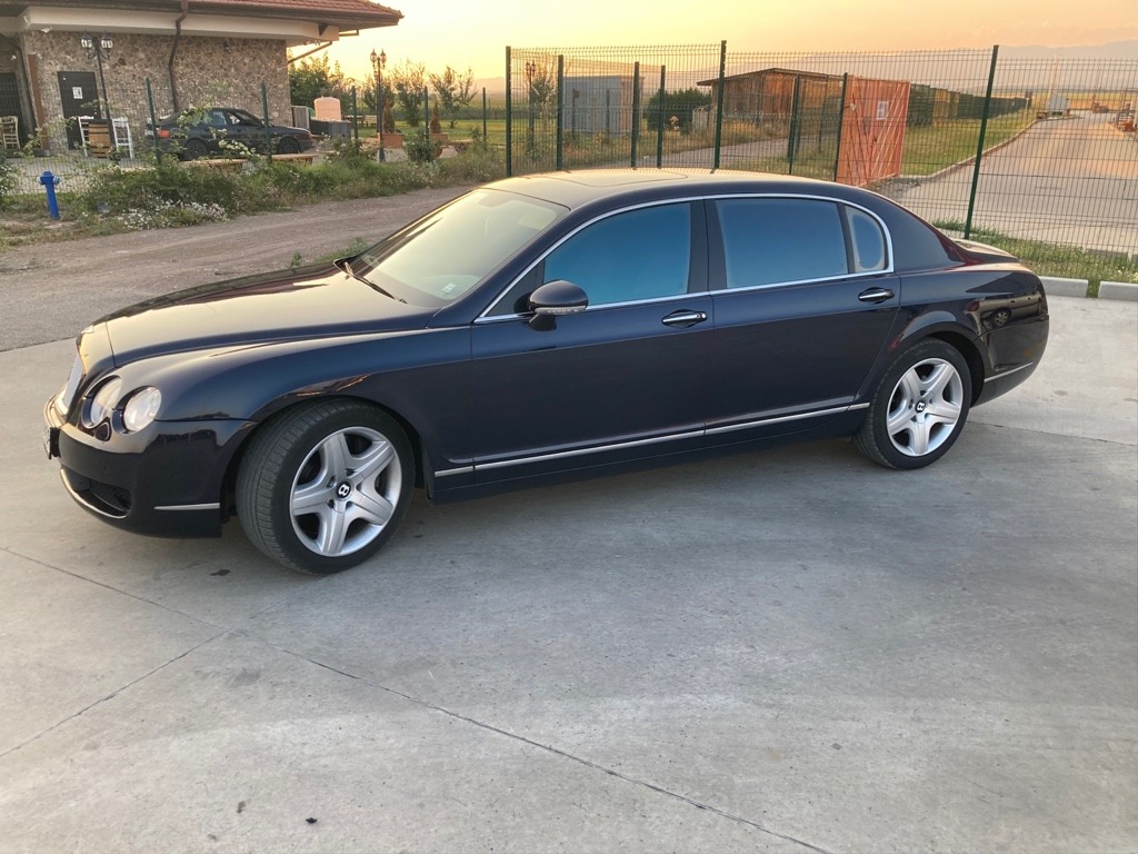 2006 Bentley, 240.000 km, Bulgarien — Foto 2 z 14