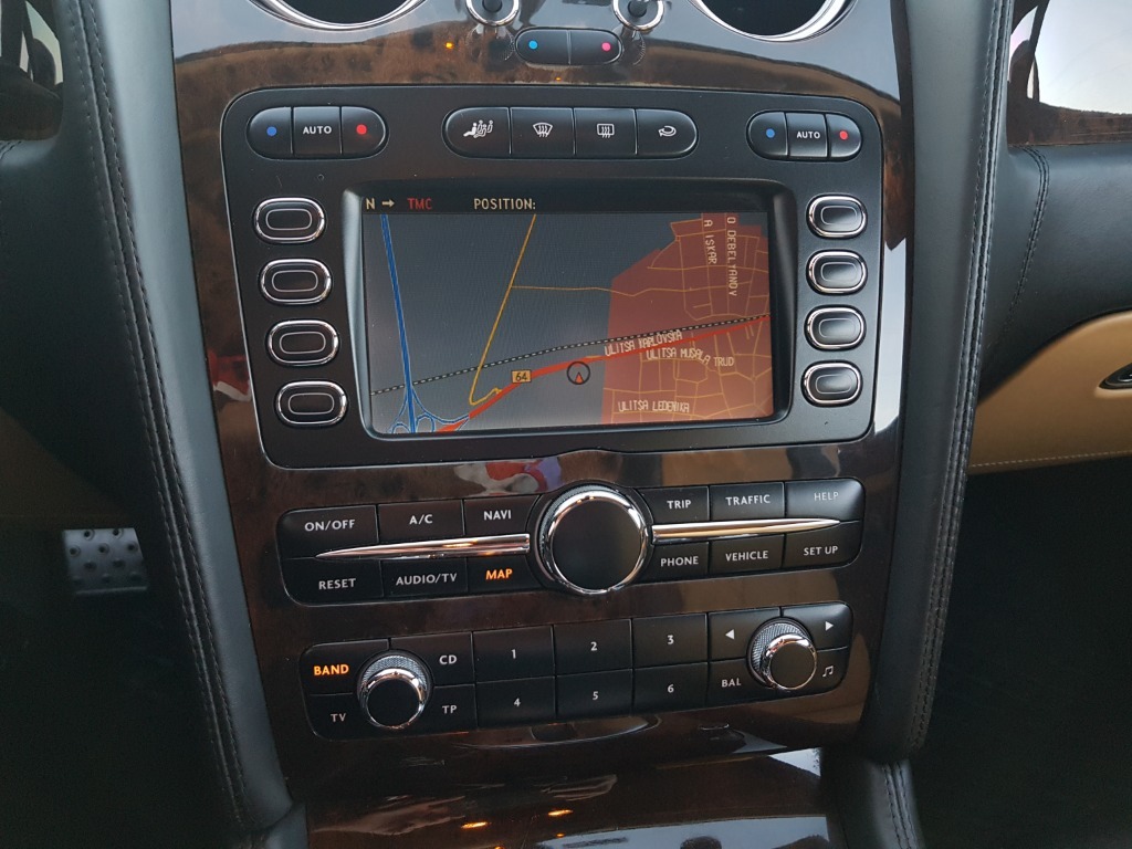2008 Bentley, 124.340 km, Bulgarien — Foto 11 z 15