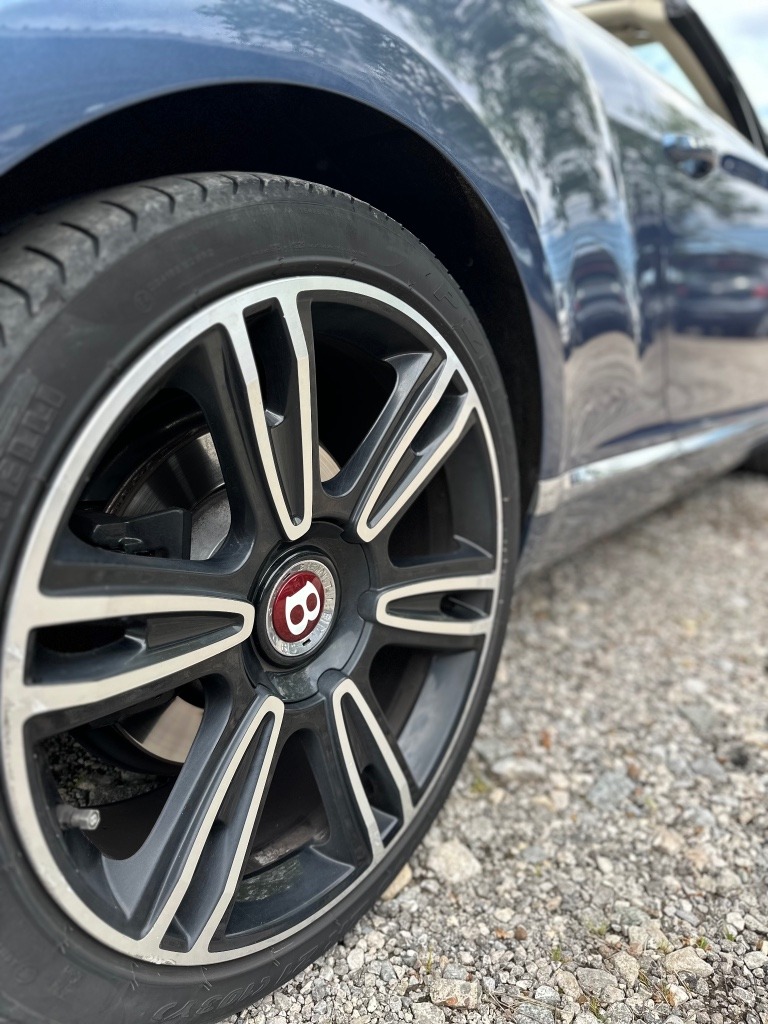 2013 Bentley, 158.000 km, Bulgarien — Foto 15 z 15