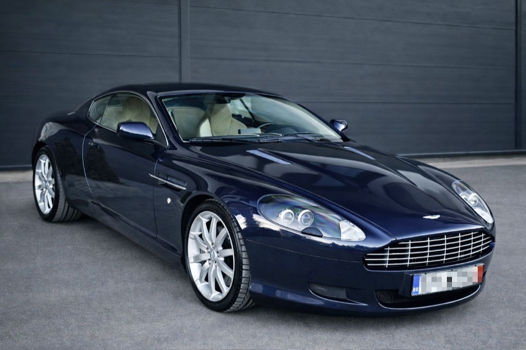 2004 Aston Martin, 165.000 km, Bulgarien — Foto 3 z 15