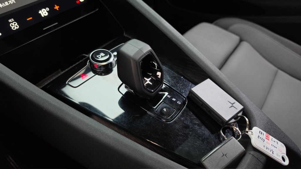 2022 Polestar, 99.240 km, Bulgarien — Foto 8 z 15