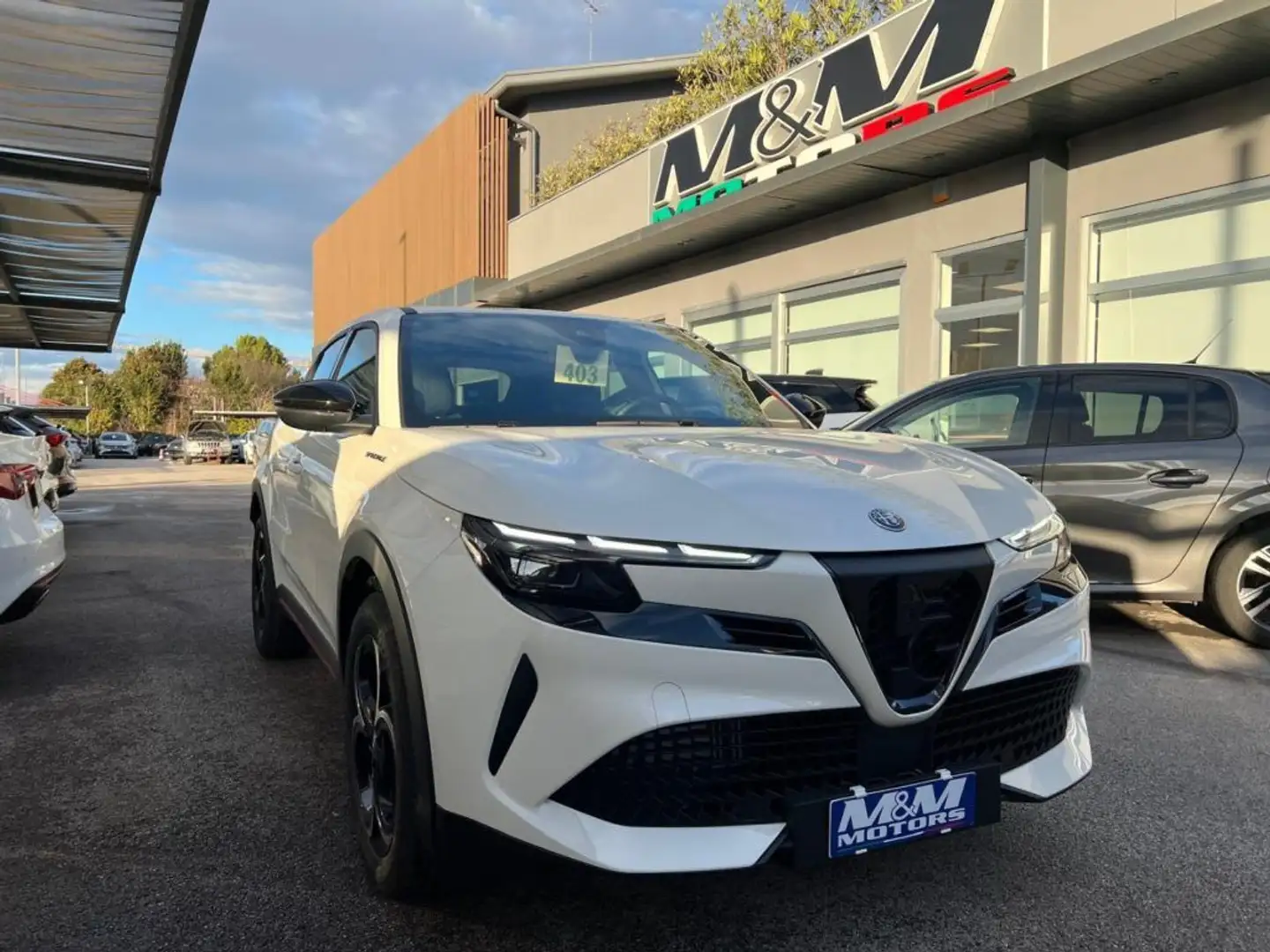 2025 Alfa Romeo Junior, 1 km, Itálie — Foto 1
