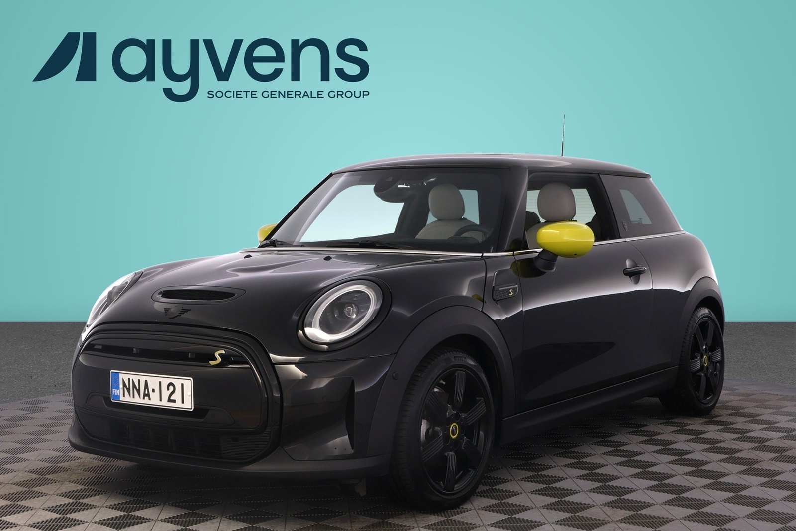 2023 MINI hatchback, 25.000 km, Finsko — Foto 1
