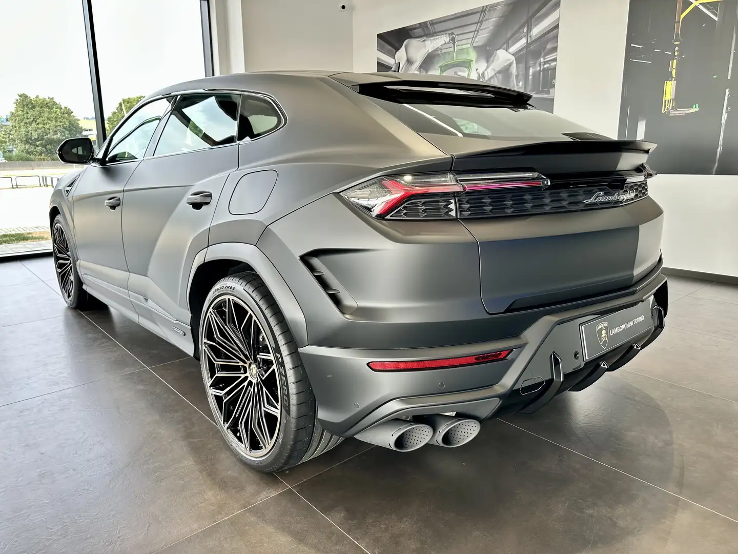 2026 Lamborghini Urus, 61 km, Italien — Foto 6 z 12