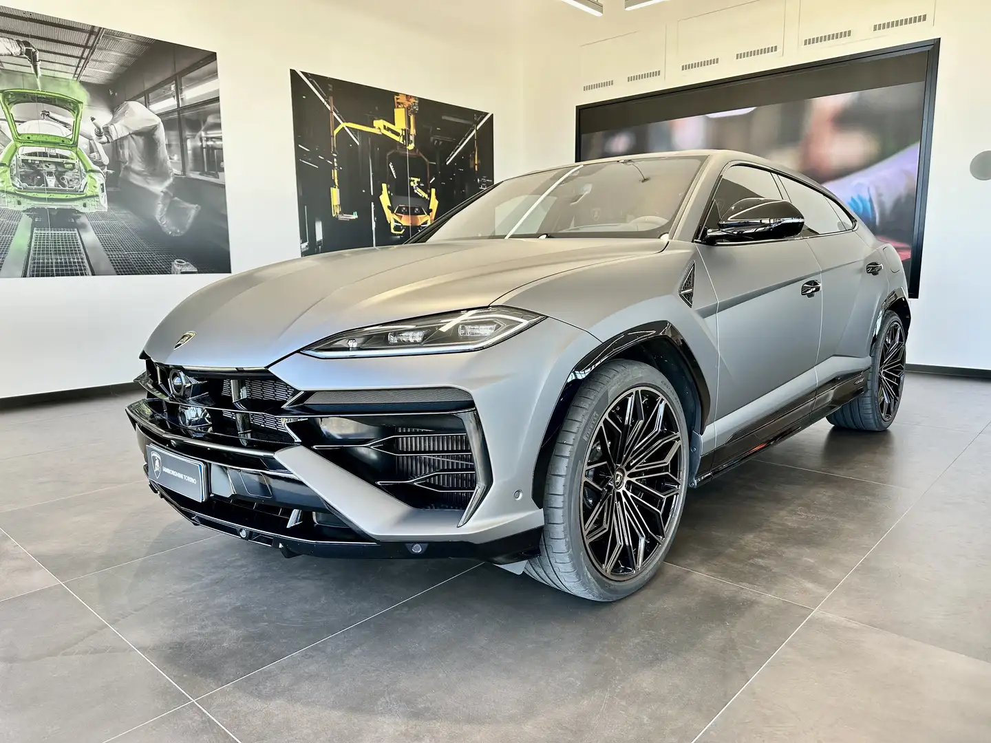 2026 Lamborghini Urus, 4.663 km, Italien — Foto 1