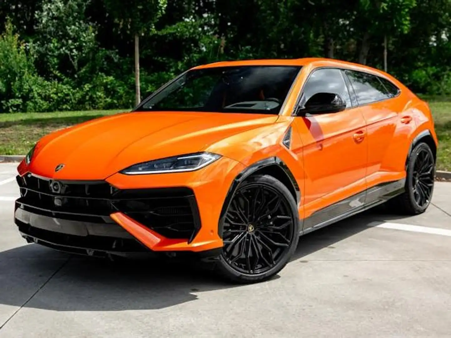 2026 Lamborghini Urus, orange, 1.000 km, Italien — Foto 1