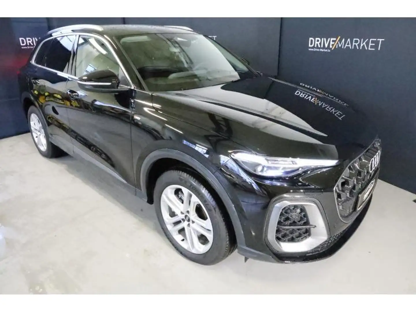 2026 Audi Q5, 21.300 km, Lucembursko — Foto 1