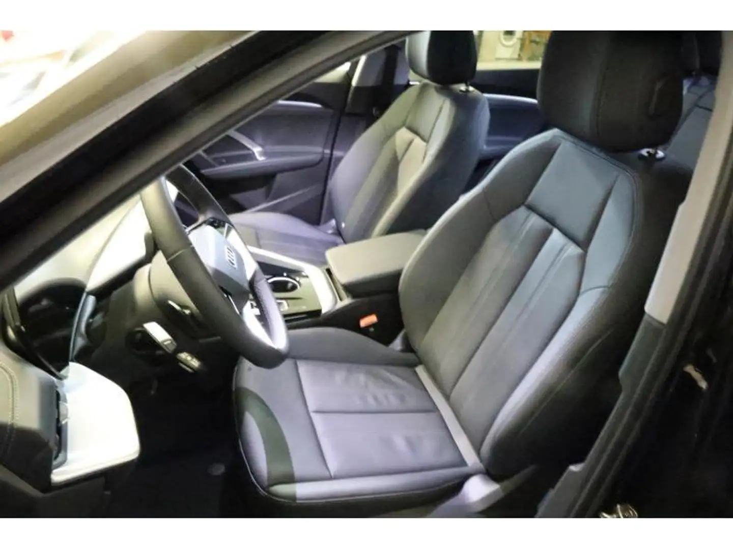 2026 Audi Q5, 21.300 km, Lucembursko — Foto 4 z 12