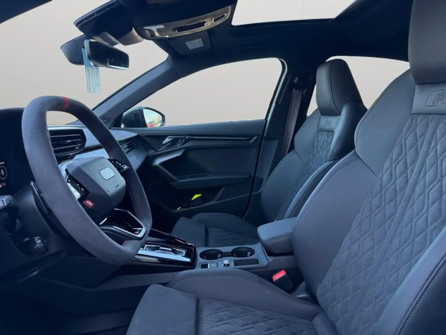 2026 Audi RS3, 10 km, Luxemburg — Foto 12 z 12