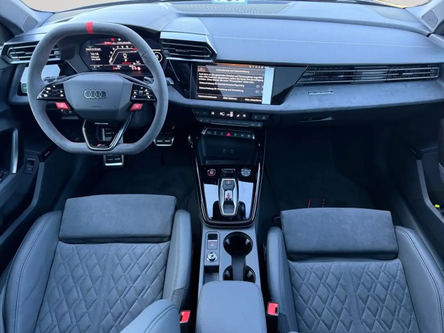 2026 Audi RS3, 10 km, Luxemburg — Foto 3 z 12