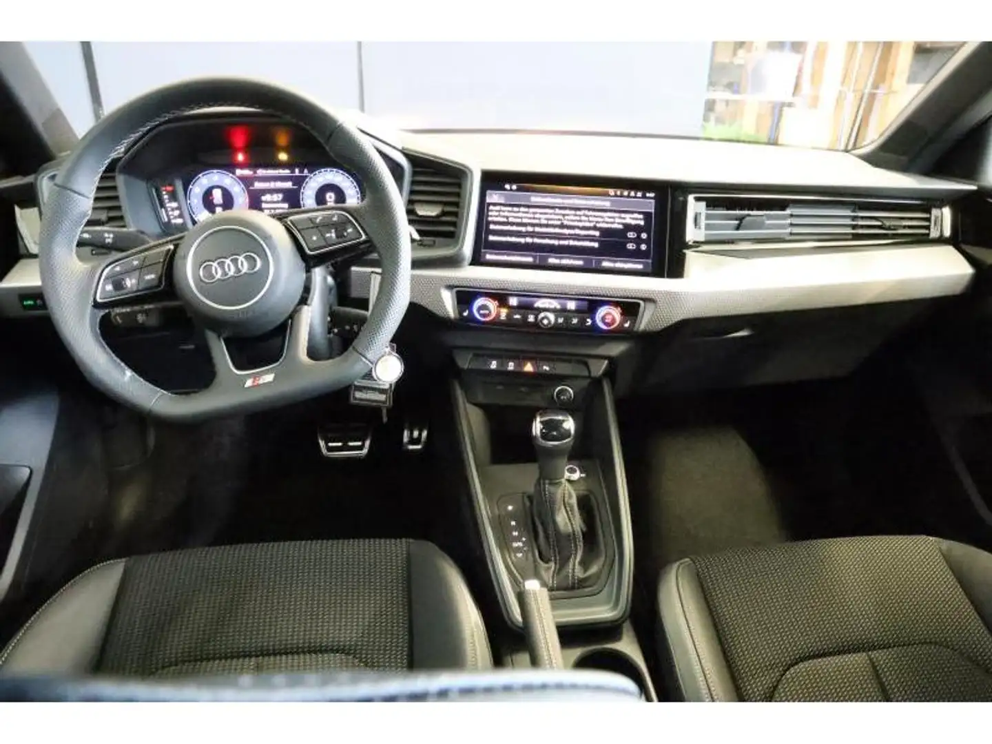 2026 Audi A1, 5.900 km, Luxemburg — Foto 2 z 22
