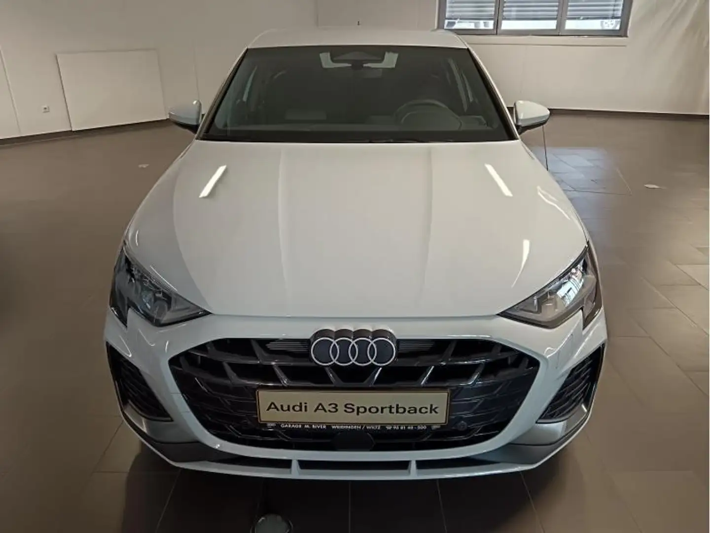 2026 Audi A3, 5.000 km, Luxemburg — Foto 3 z 10