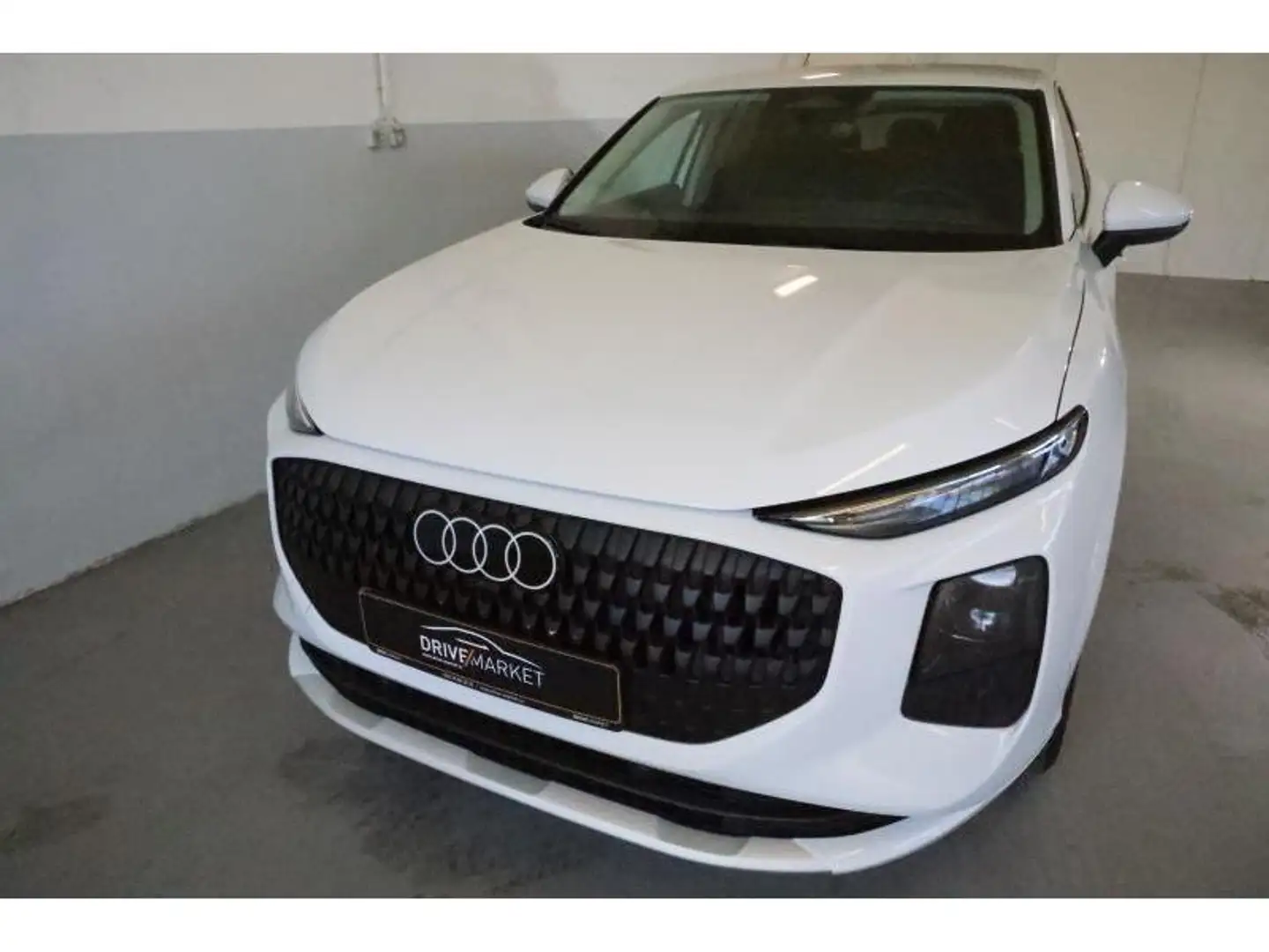 2026 Audi Q3, 6.600 km, Luxemburg — Foto 16 z 22