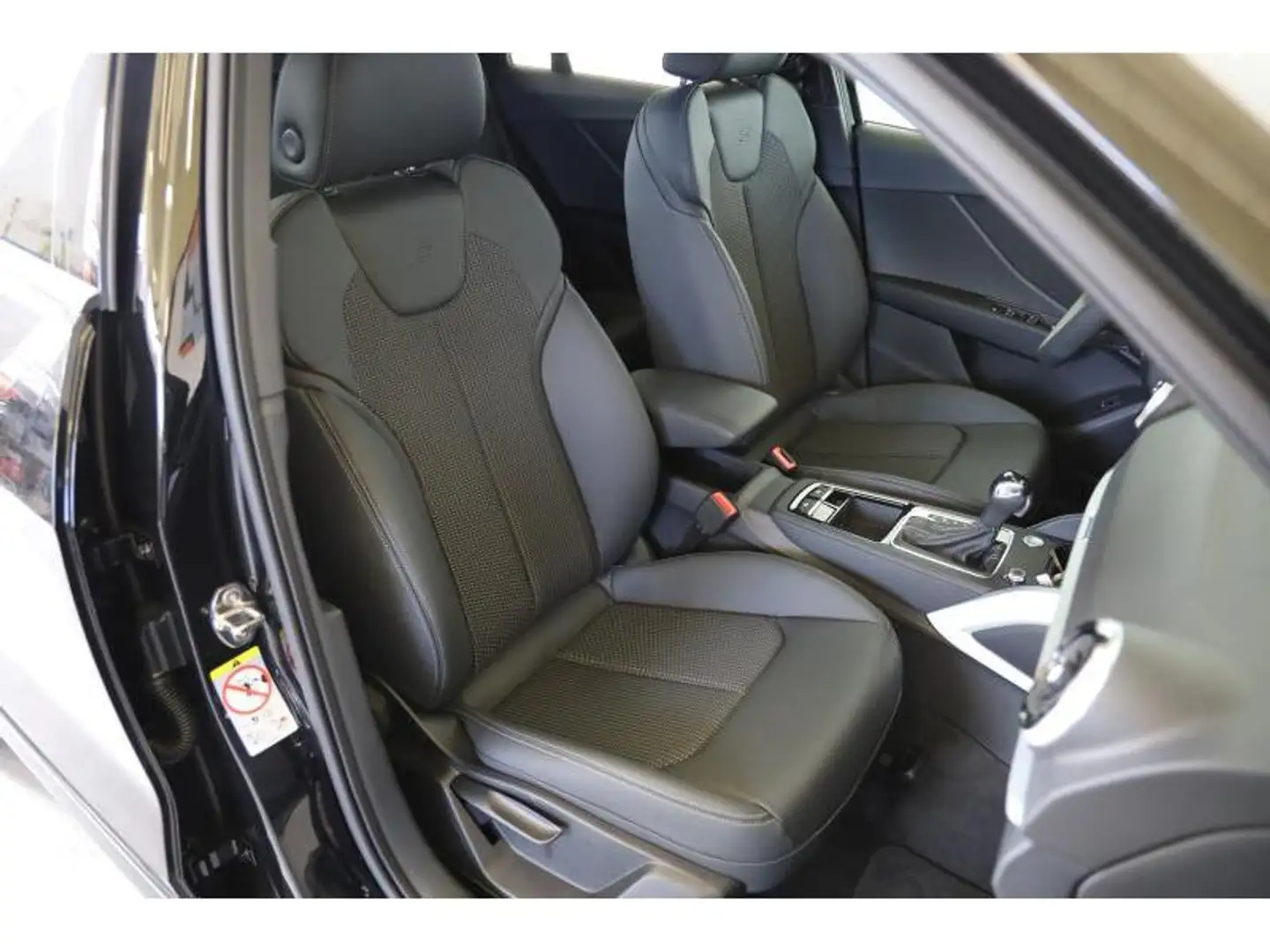 2026 Audi Q2, 1.900 km, Lucembursko — Foto 11 z 12