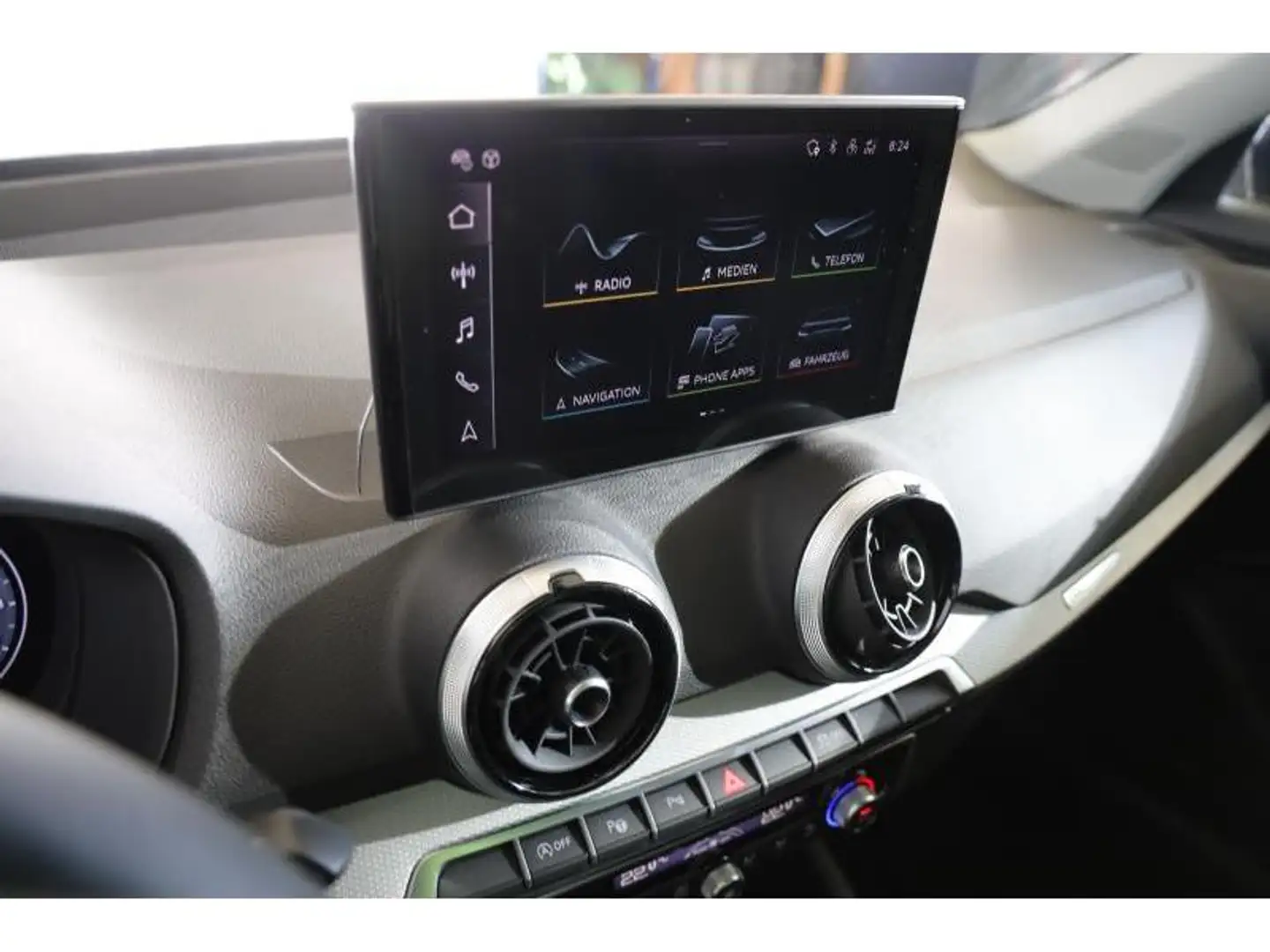 2026 Audi Q2, 3.600 km, Luxemburg — Foto 15 z 27