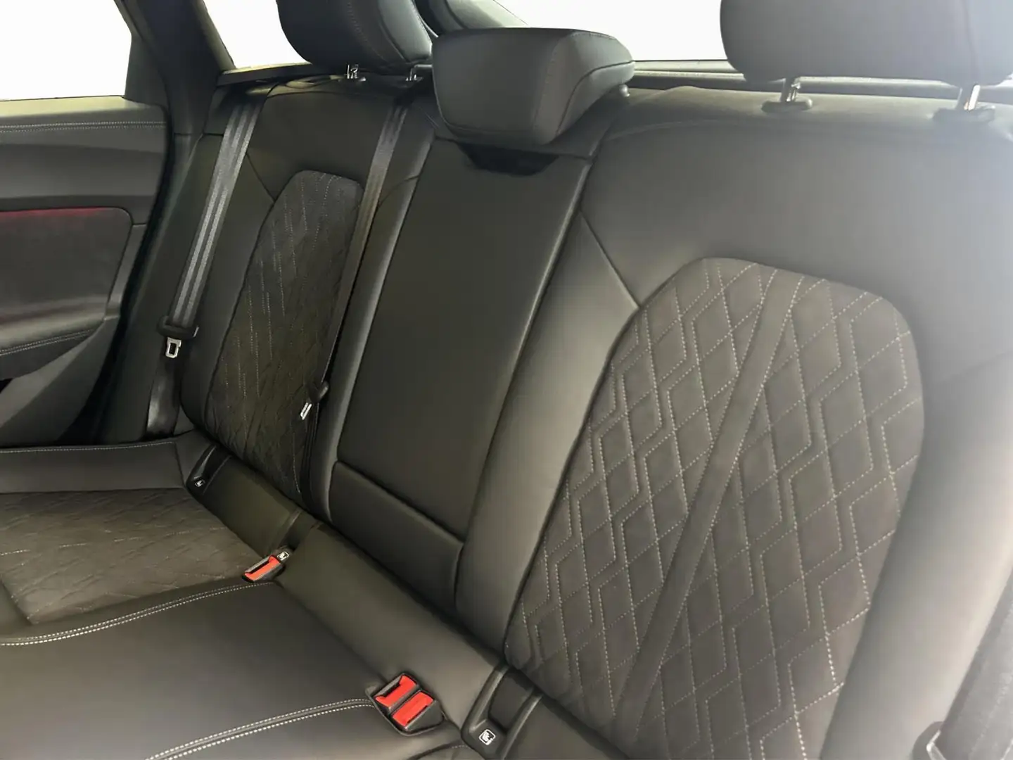 2026 Audi A5, 10.000 km, Luxemburg — Foto 16 z 20