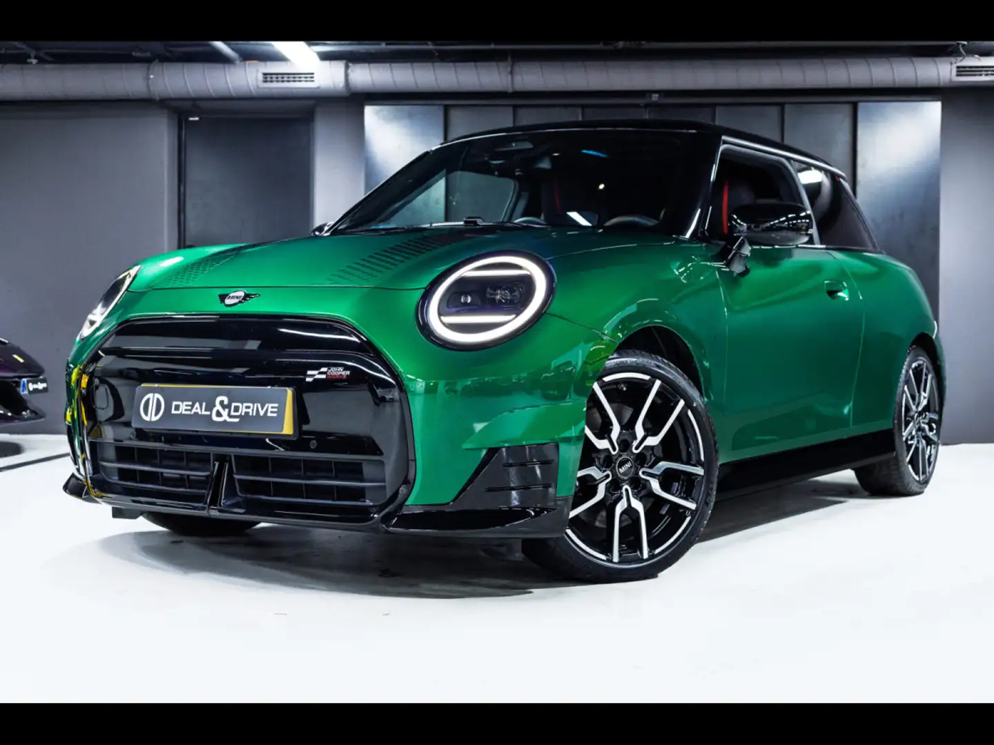2025 MINI Cooper, 15.520 km, Lucembursko — Foto 1