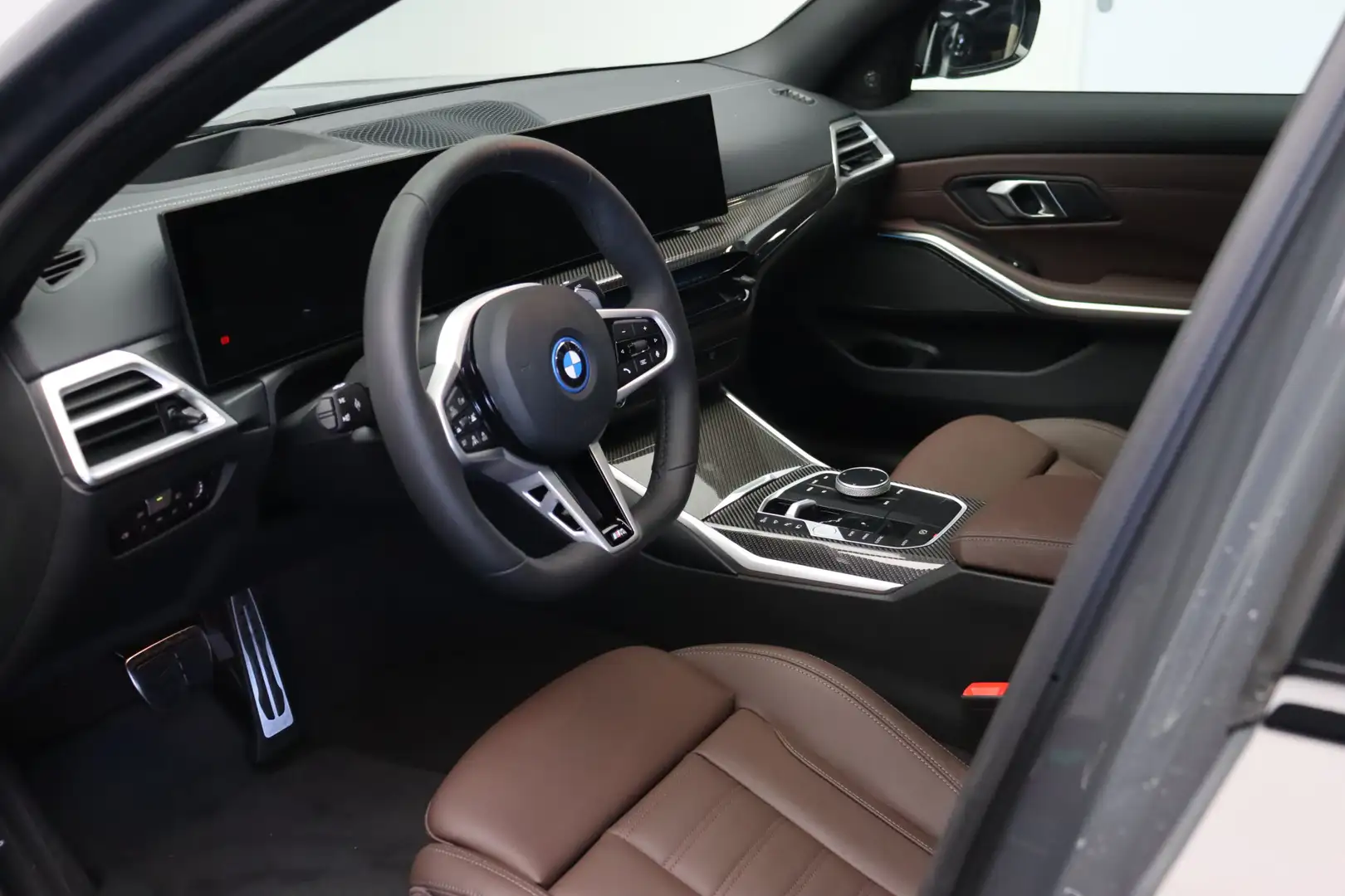 2026 BMW 330, 1 km, Niederlande — Foto 7 z 12