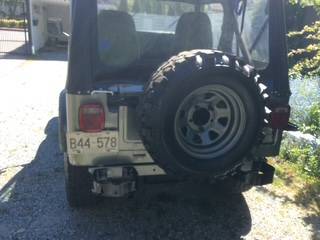 Jeep, Import Kanada — Foto 8 z 10