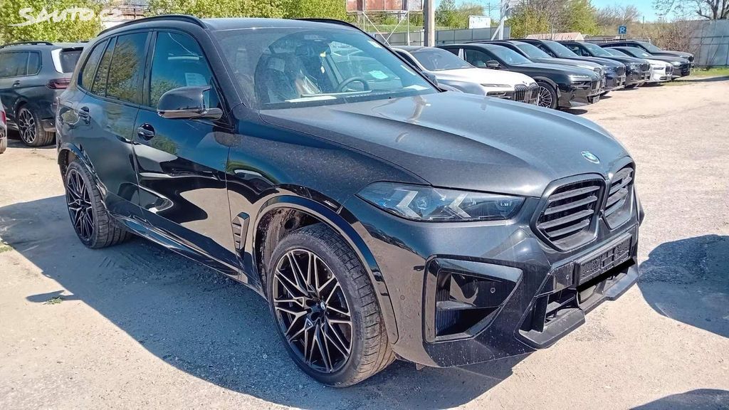 2026 BMW X5, 50 km, Česko — Foto 1