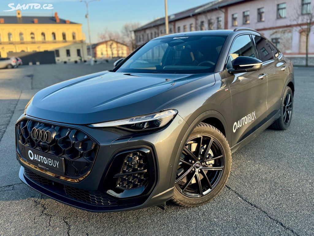 2025 Audi Q5, 9.000 km, Česko — Foto 1