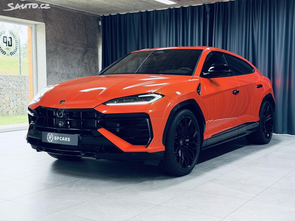 2026 Lamborghini Urus, 20 km, Tschechien — Foto 3 z 3