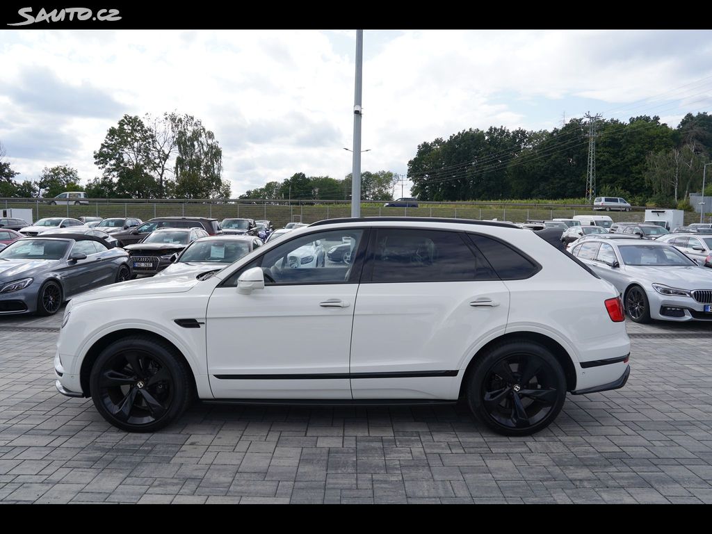 2019 Bentley Bentayga, 129.000 km, Tschechien — Foto 3 z 3