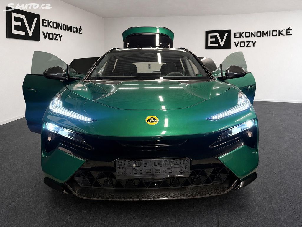 2025 Lotus Eletre, 35.000 km, Tschechien — Foto 1