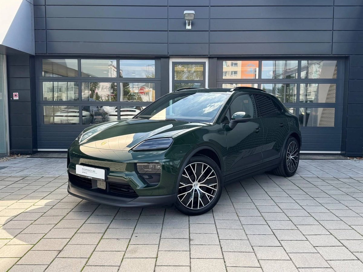 2026 Porsche Macan, 1.000 km, Slovensko — Foto 1