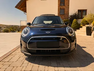 2023 MINI Cooper E, 20.009 km, Slowakei — Foto 5 z 5