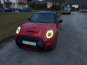 2023 MINI Cooper S, 30.000 km, Slowakei — Foto 3 z 5