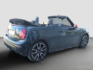 2025 MINI Cabrio, 15.000 km, Slowakei — Foto 3 z 5
