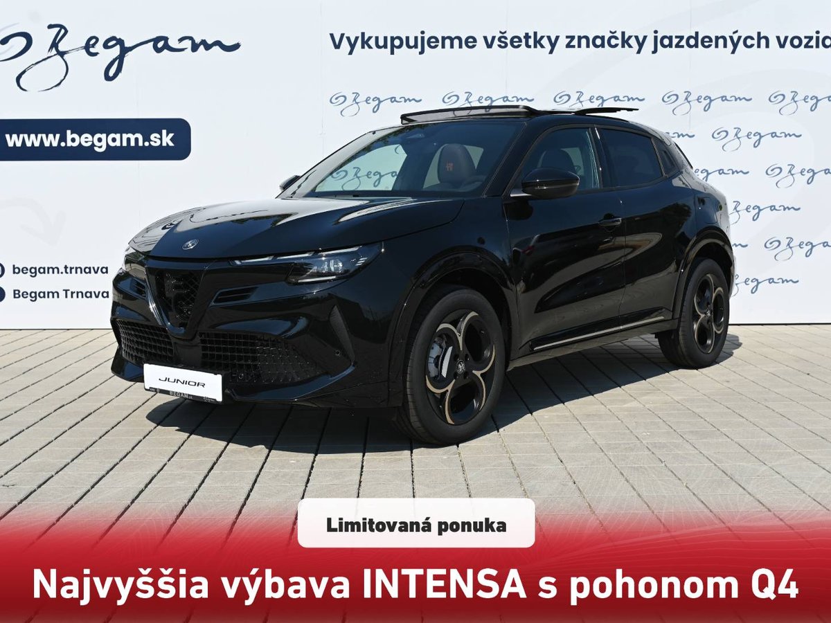 2026 Alfa Romeo Junior, 1 km, Slovensko — Foto 1