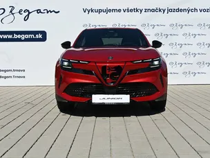 2026 Alfa Romeo Junior, 4 km, Slowakei — Foto 2 z 5