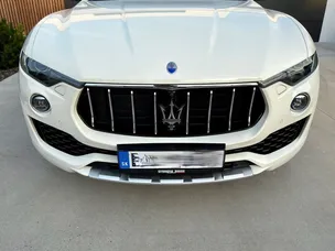 2017 Maserati Levante, 140.000 km, Slowakei — Foto 4 z 5