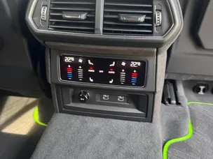 2026 Lamborghini Urus, 20 km, Slowakei — Foto 5 z 5