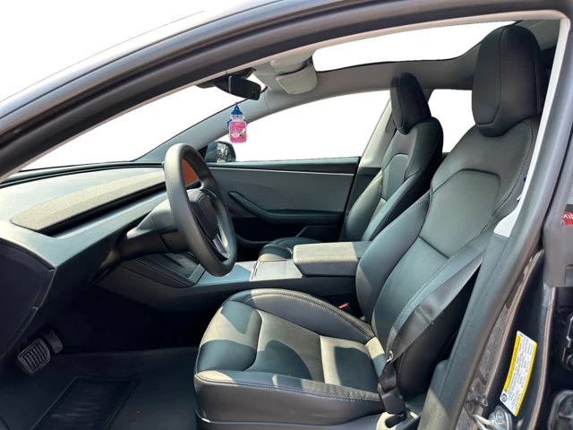 2024 Tesla Model 3, grau, 62.804 km, Import Kanada — Foto 12 z 17