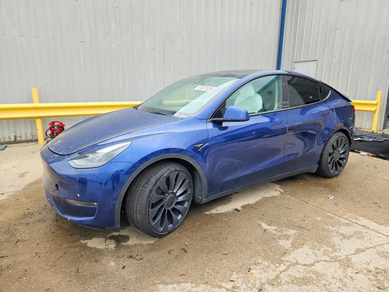 2024 Tesla MODEL Y, blau, 106.603 km, Import USA — Foto 1