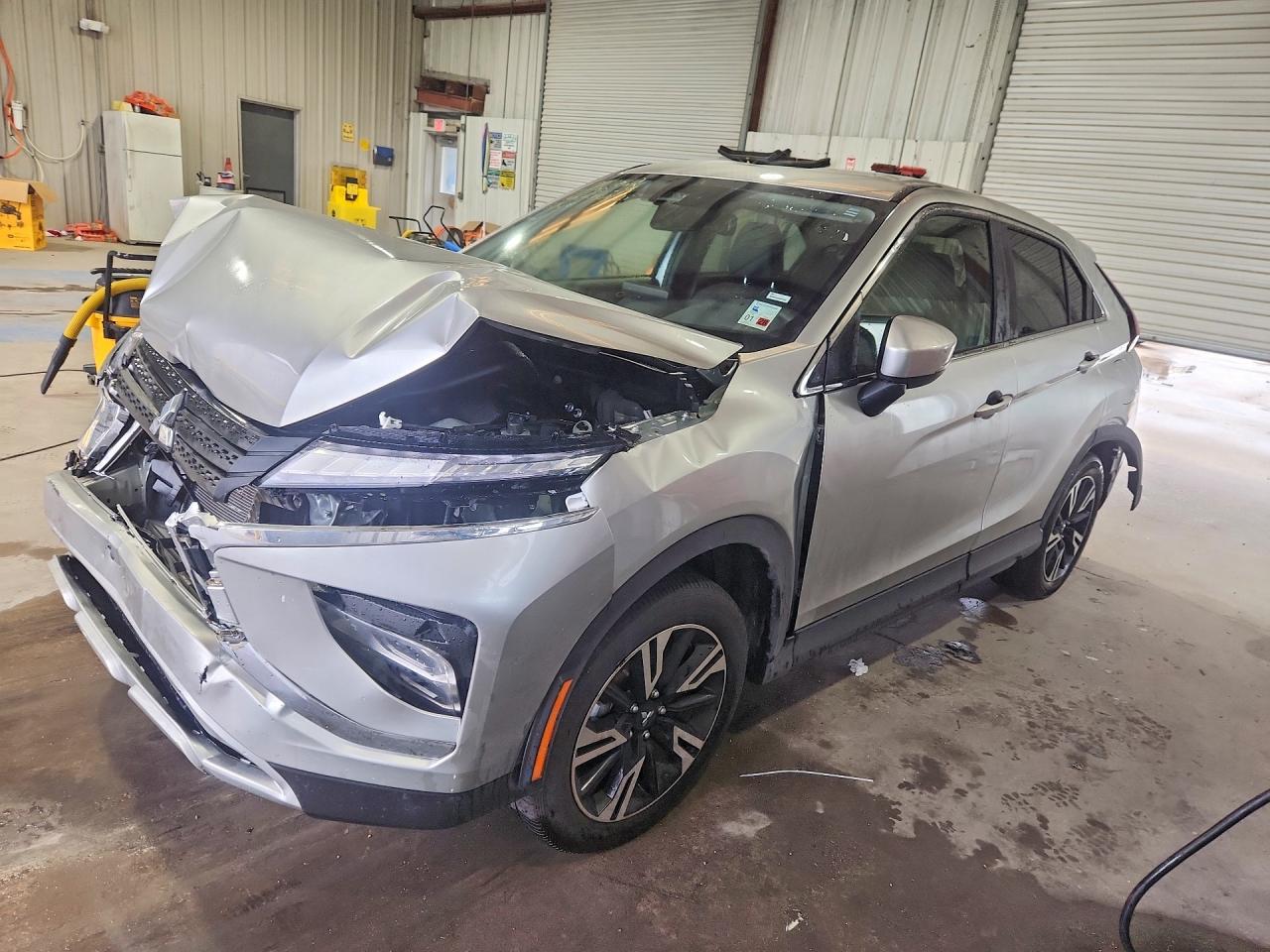 2026 Mitsubishi ECLIPSE CROSS, silber, Import USA — Foto 1