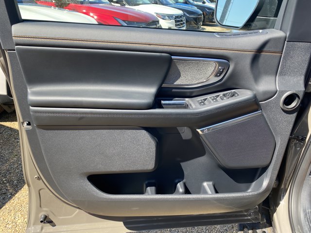 2027 Ford Expedition Tremor, grau, 9 km, Import Kanada — Foto 6 z 20