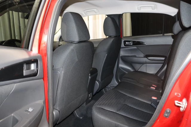 2026 Mitsubishi Eclipse Cross ES, rot, 100 km, Import Kanada — Foto 16 z 20