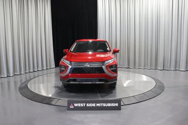 2026 Mitsubishi Eclipse Cross ES, rot, 100 km, Import Kanada — Foto 2 z 20