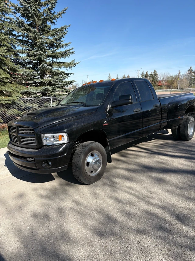 2004 Dodge Ram3500, 140.000 km, Import Kanada — Foto 1