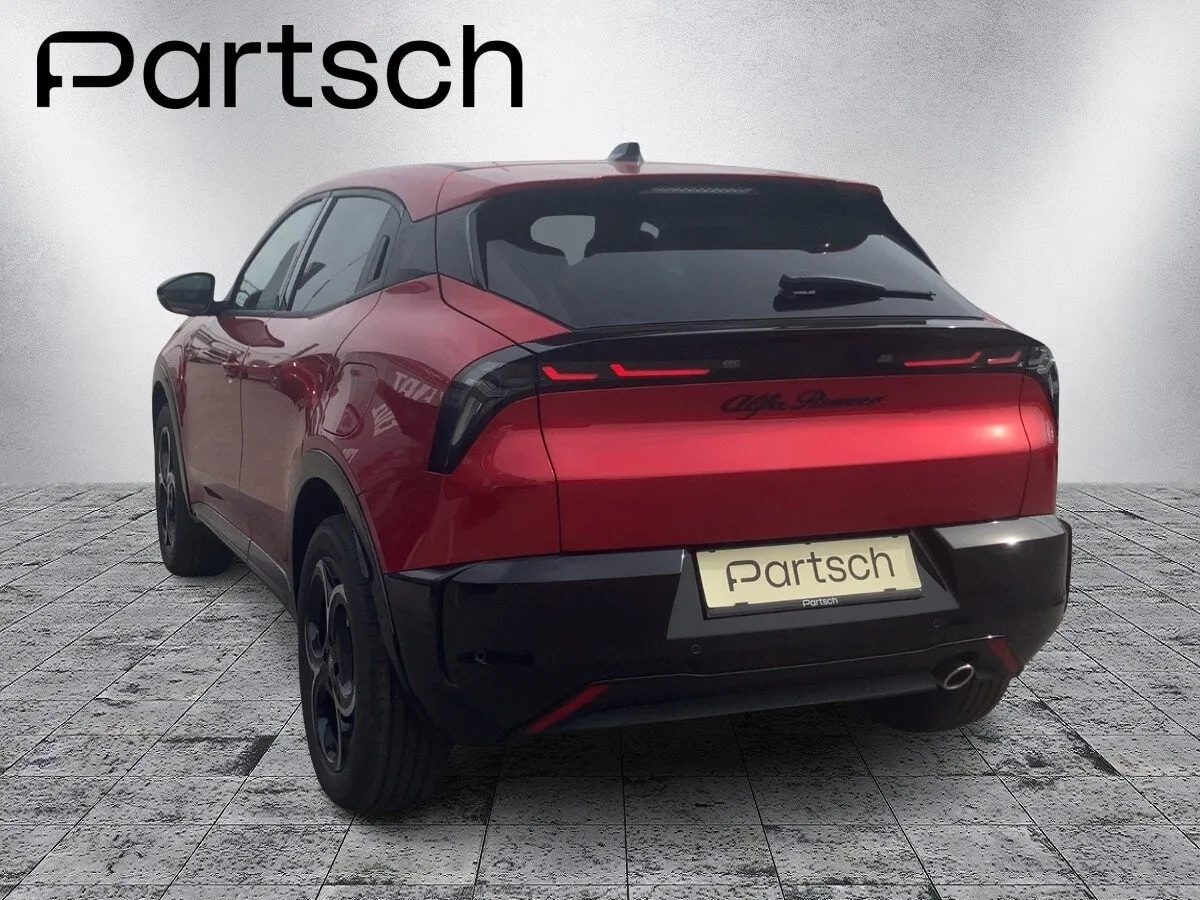2026 Alfa Romeo Junior, 2 km, Österreich — Foto 2 z 3