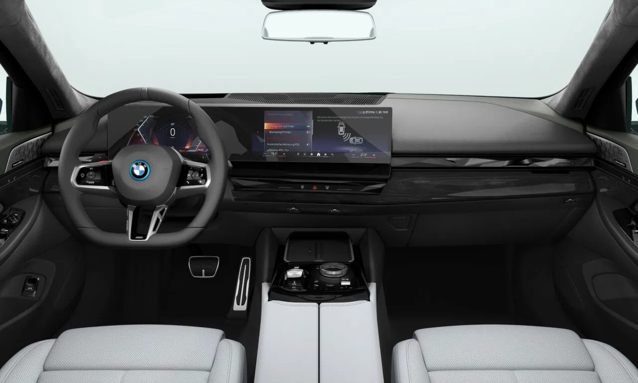 2026 BMW Seria 5, 1 km, Rumänien — Foto 3 z 4