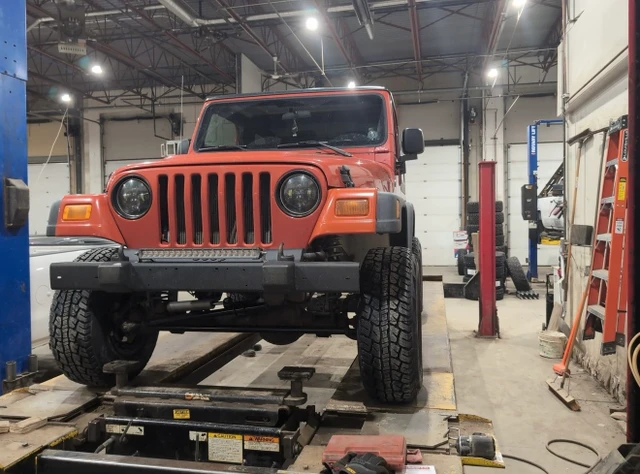 2005 Jeep Tj, 198.000 km, Import Kanada — Foto 4 z 5